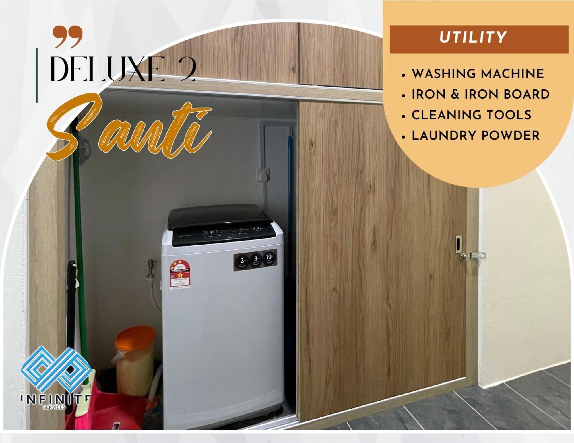 Roxy Townhouse Deluxe , 1 & 2 * Sematan