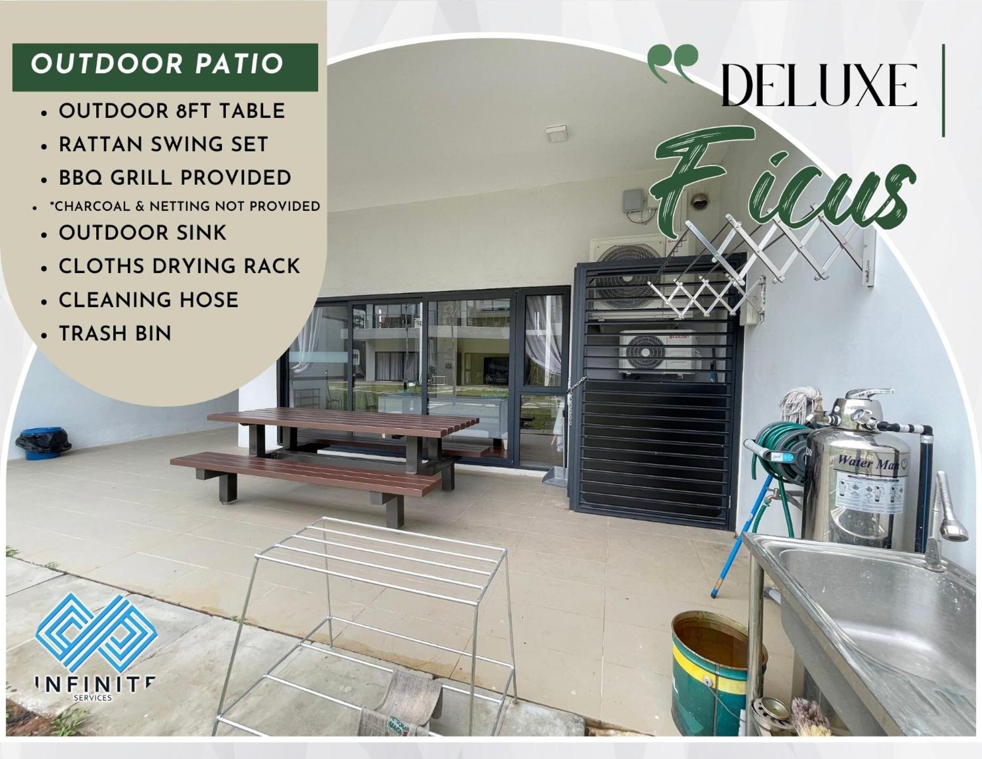 Roxy Townhouse Deluxe , 1 & 2 Holiday home *