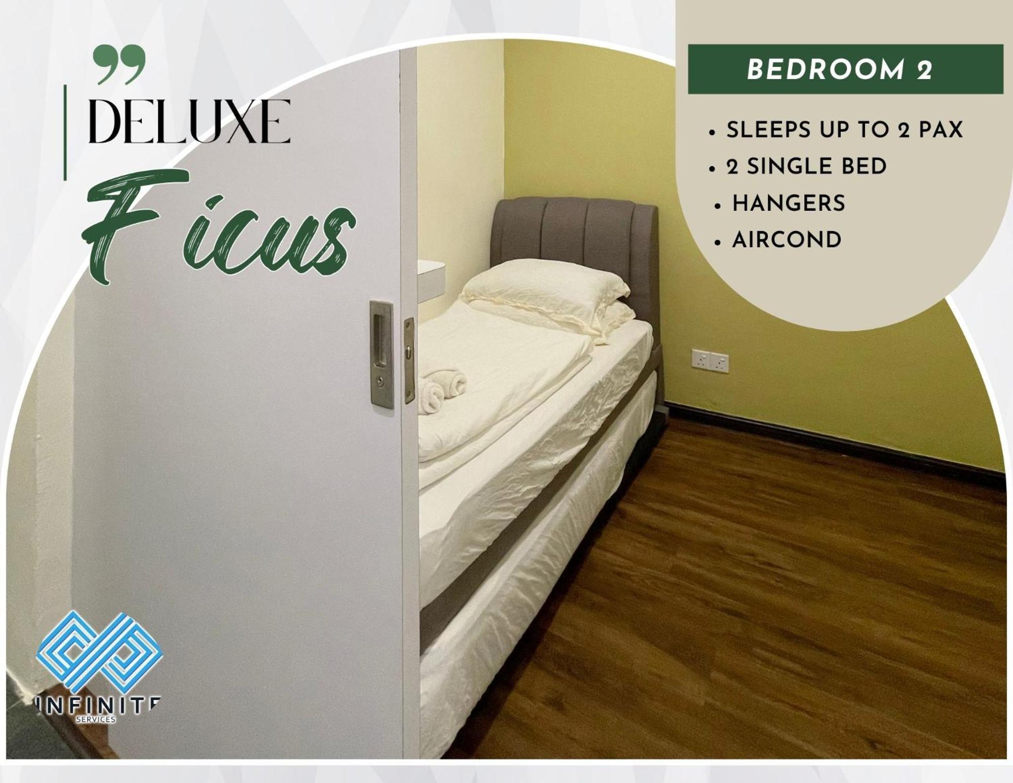Roxy Townhouse Deluxe , 1 & 2 Holiday home Sematan